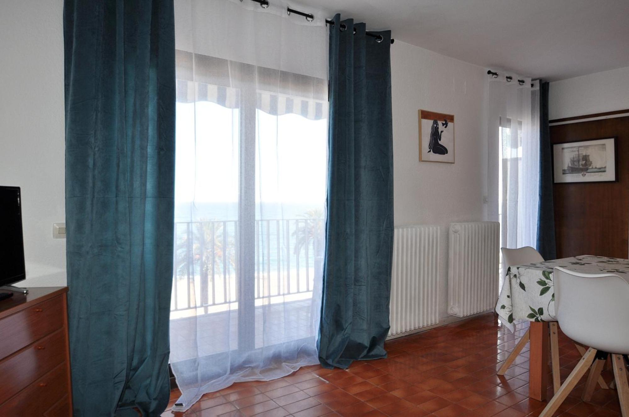 Apartment Doble-4Cd Lloret de Mar Bagian luar foto
